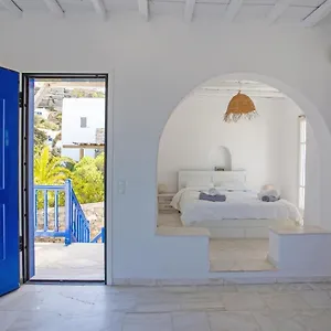  Apartment Ylami Studio